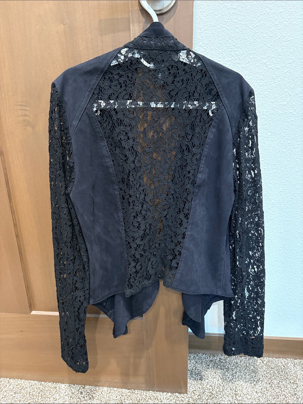 Elegant Edginess - Picture 2 of 4